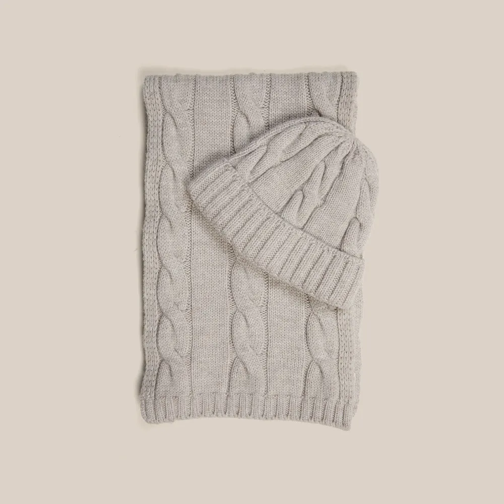 Cable Knit Beanie - Oatmeal