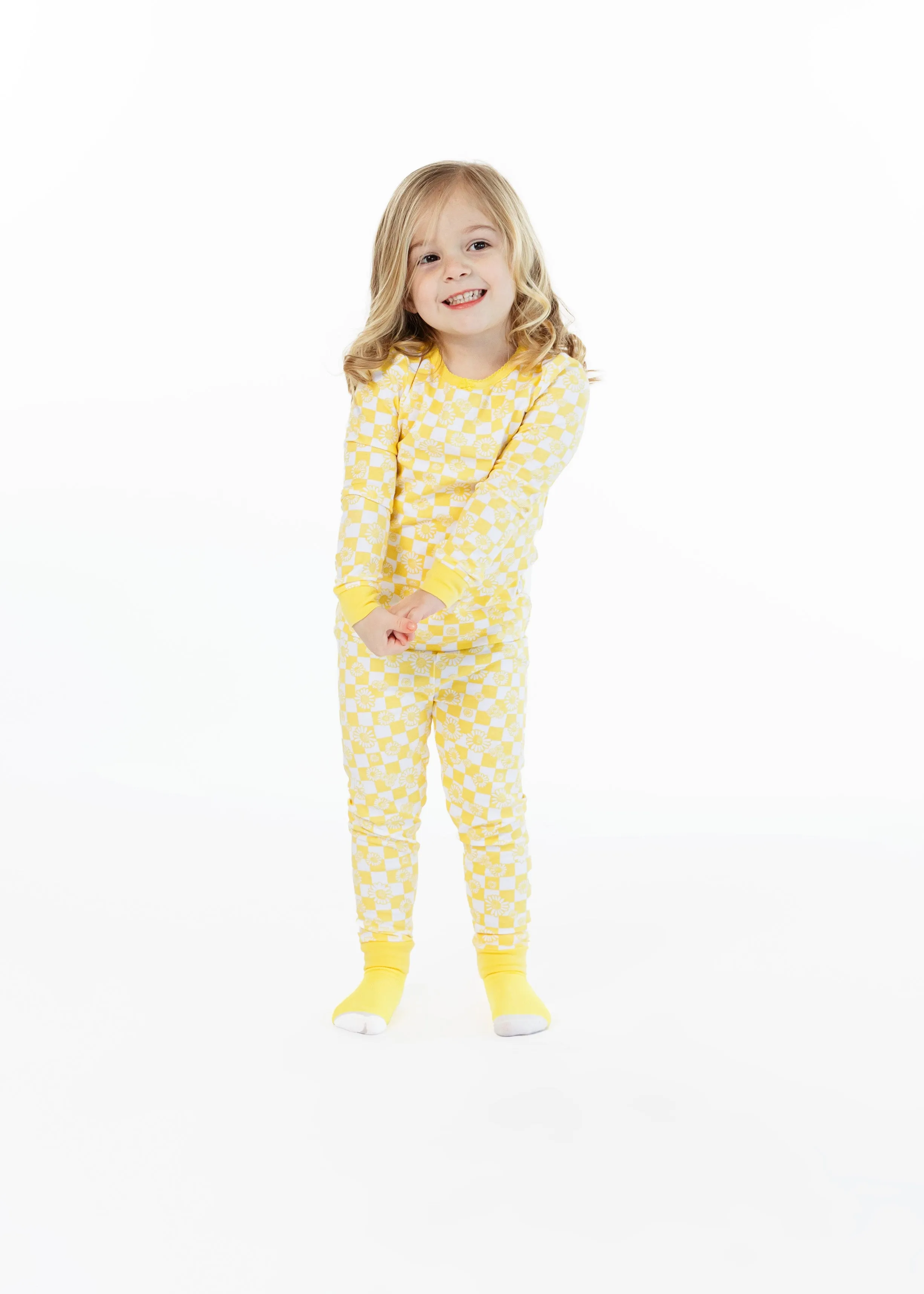 Infant/Toddler Girls Daisy Check Snug Fit 2-Piece Pajama Sleep Set With Matching Socks